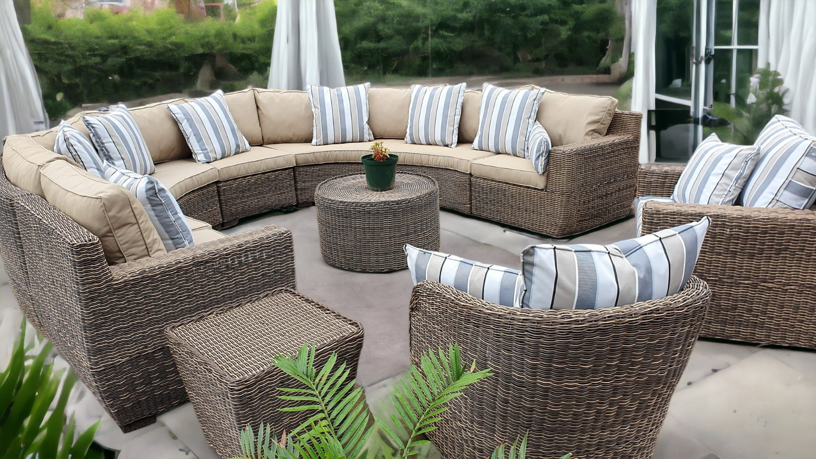 Outdoor furniture sofa set The Boma Moon curved Design