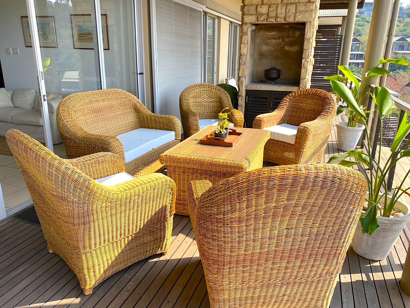 Outdoor Furniture Serengeti Arm Chairs design 6-Seater